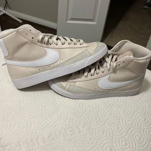 Nike blazers women size 9 worn once only